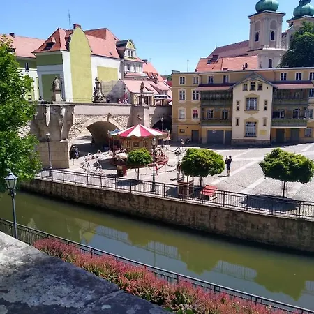 Nad Kanalem Apartment Klodzko